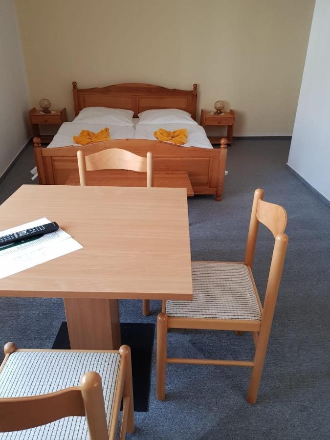 Hotel Entdecken Sie Deutschland, In Der Oberlausitz Neusalza-Spremberg Esterno foto